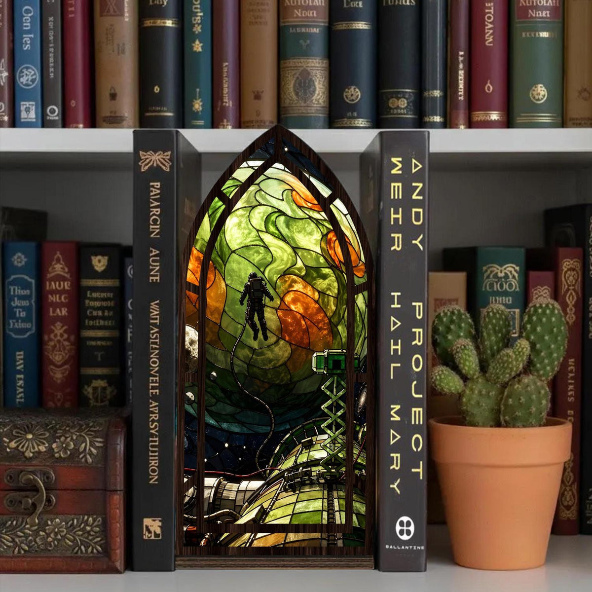 Project Hail Mary Book Nook | Sci-Fi Stained Glass Style Bookshelf Decor | Tau Ceti & Astronaut Wood Acrylic Sign | Bookish Gift💋
