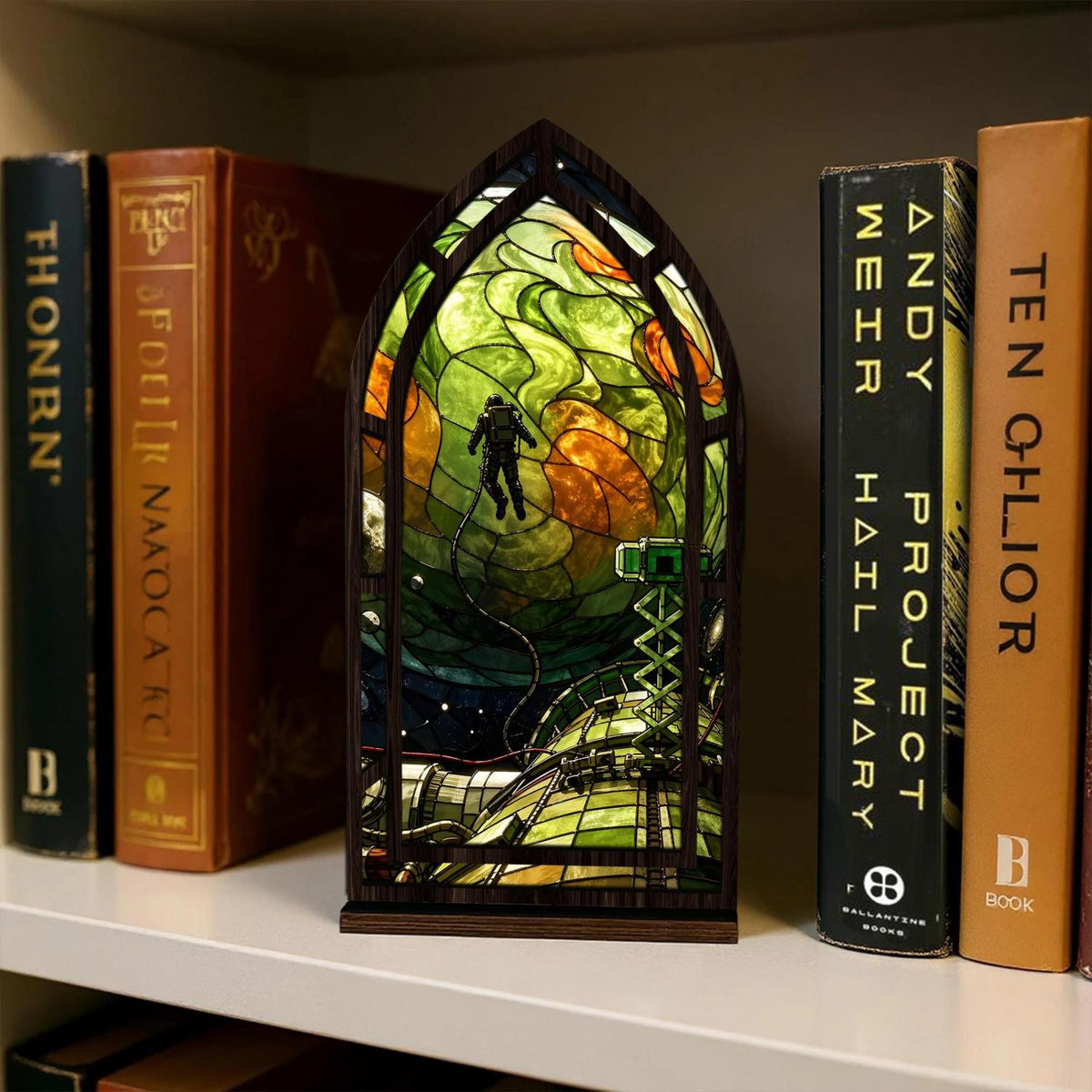 Project Hail Mary Book Nook | Sci-Fi Stained Glass Style Bookshelf Decor | Tau Ceti & Astronaut Wood Acrylic Sign | Bookish Gift💋